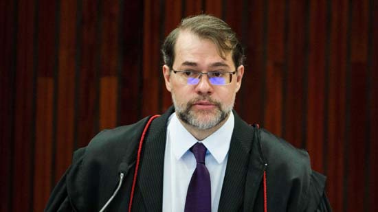 Dias Toffoli é eleito presidente do Supremo com mandato até 2020