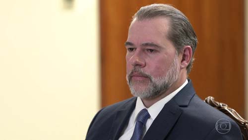 Presidente do STF, Dias Toffoli, sofre acidente doméstico e é internado em hospital de SP