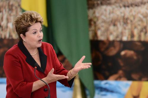 Dilma lança programas federais em AL