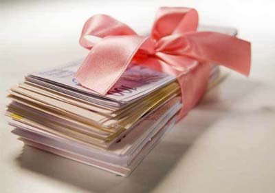 No Natal, 27,6% das pessoas querem dinheiro como presente