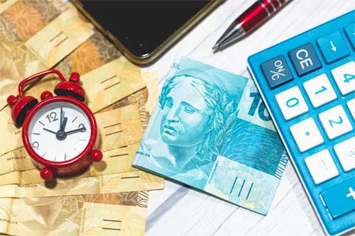 'Dinheiro esquecido’: R$ 7 bilhões estão disponíveis para resgate; saiba como receber