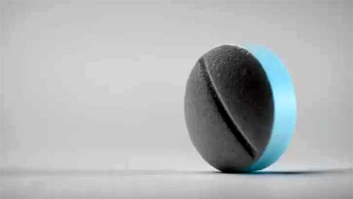 Por que dipirona é vendida no Brasil, mas proibida nos EUA e em parte da Europa?