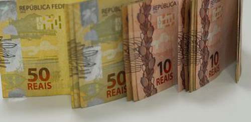 Tesouro quitou no ano R$ 4,19 bi de estados e municípios inadimplentes