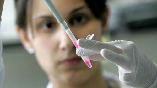 Como empresas estão ganhando dinheiro com seu DNA