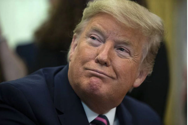 Trump completa três anos de um governo errático, agora sob a sombra do impeachment