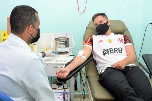 Hemoal mantém horário especial para doações de sangue n a segunda