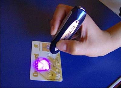 Mulher é acusada de falsificar documentos e aplicar golpe em idosa