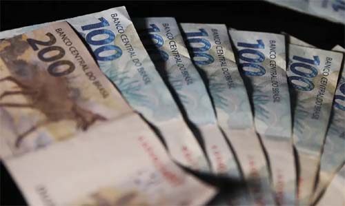 Juros do consignado do INSS sobem para 1,8% ao mês