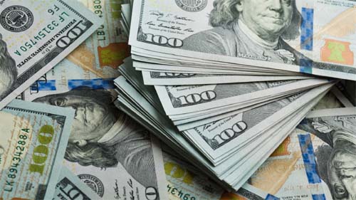 Dólar recua com apetite por risco em NY e alta do petróleo