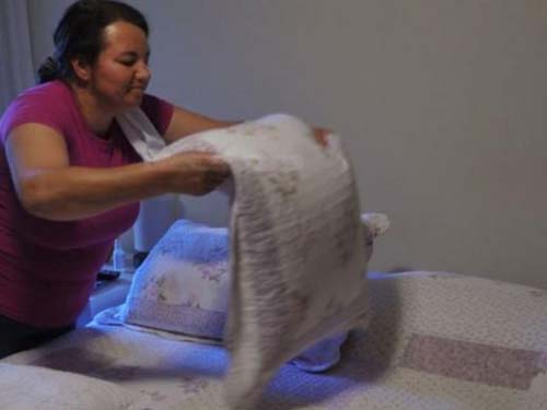 Mulheres dedicam a afazeres domésticos o dobro de horas dos homens