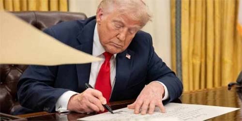 Donald Trump reduz recursos destinados à emissora pública dos EUA após entrevista com líder brasileiro