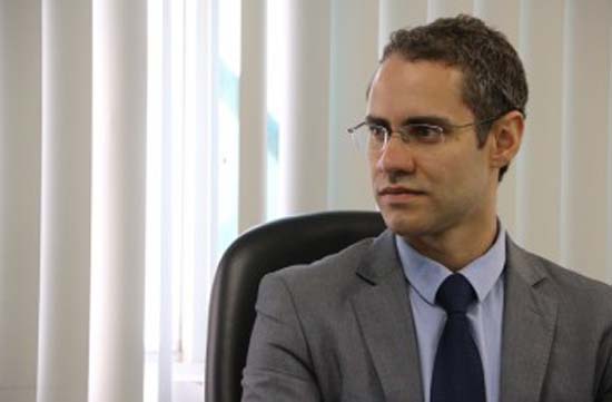 MPE pede prisão preventiva de estudante de Direito que lesou financeiramente 13 idosos em Igaci