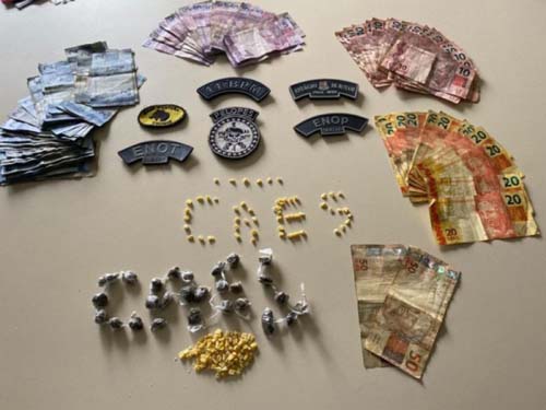 Duas mulheres são presas por tráfico de drogas no Centro de Penedo