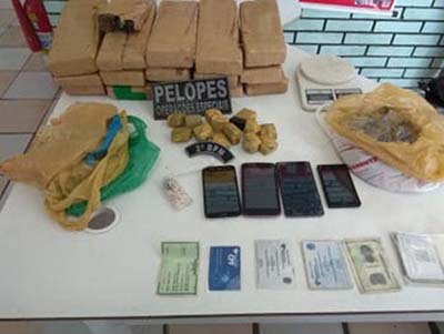 Grupo é preso e adolescentes apreendidos com mais de 18 quilos de maconha