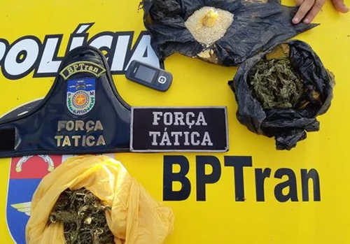 Cocaína e Maconha são encontradas com jovens na Av. Fernandes Lima