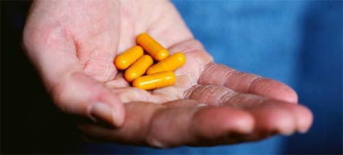 Drogas sintéticas remodelam mercado ilícito e impulsionam crise de overdoses, aponta relatório