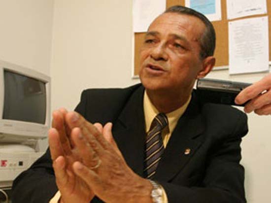 Para apurar fuga em massa, promotor solicita imagens de penitenciária