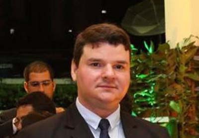 Criminosos clonam WhatsApp de médico e pedem dinheiro para contatos