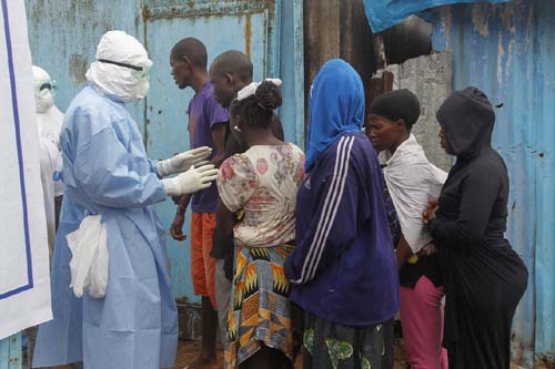 Ebola: Congo tem 380 casos confirmados e 248 mortes