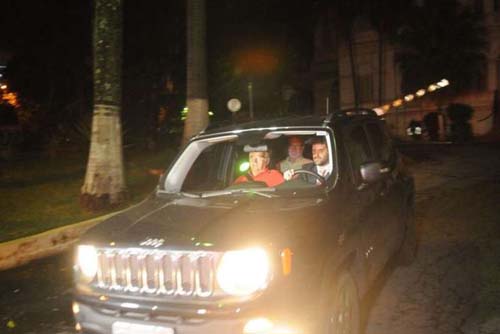 Ex-governador de Minas Gerais, Eduardo Azeredo, deixa a prisão