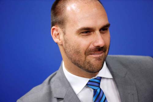 Eduardo Bolsonaro se desculpa após frase sobre o AI-5