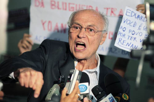 'Se insistir nos cortes, Bolsonaro terá pouco tempo de governo', afirma Suplicy