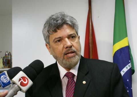 Ministério Público vai instaurar inquérito contra a TIM por má prestação de serviços