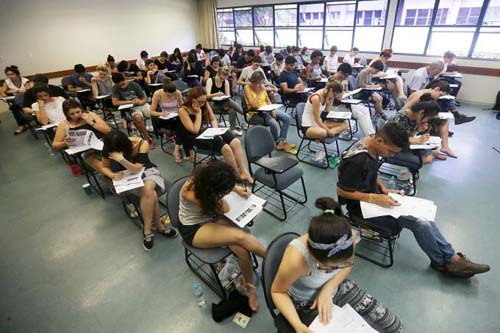 Após falha no sistema do Fies, MEC prorroga prazo de inscrições até sexta