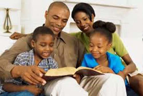 Projeto permite educação dos filhos em casa