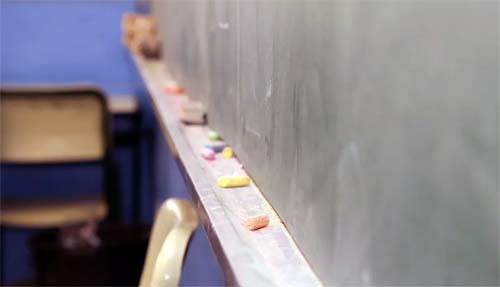 MEC trava cronograma, mas Novo Ensino Médio segue nas escolas com impacto na preparação para o Enem; entenda