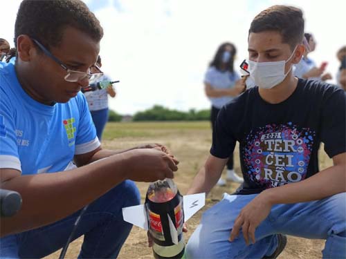 Mais de 40 mil alagoanos participam da Olimpíada Brasileira de Astronomia e da Mostra de Foguetes