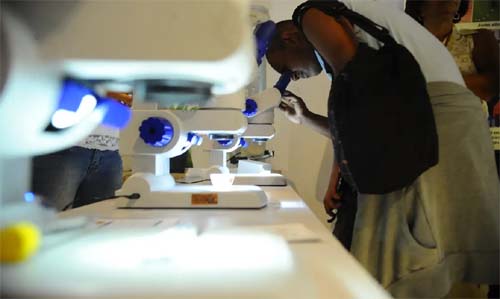 Perfil da pós-graduação muda no país em 25 anos