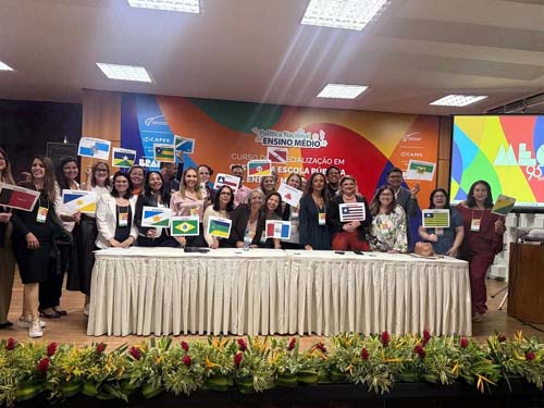 MEC promove debate sobre gestão do ensino médio em seminário em Brasília