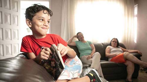 Educação: Crise faz as famílias trocarem as escolas particulares pelas públicas