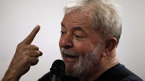 Lula orienta o PT a não 'bater boca' com governo Bolsonaro, diz Gleisi