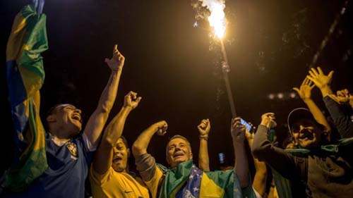 Bolsonaro presidente: Em discurso após eleição, Jair Bolsonaro se compromete com governo que siga 'ensinamentos de Deus ao lado da Constituição'