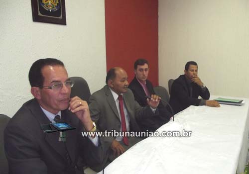 Câmara de Vereadores de União dos Palmares após desavenças  finalmente elege sua Mesa Diretora para o biênio 2013/2014