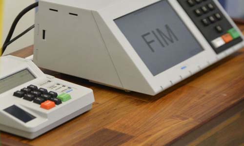 Com eleições, governo deixa reforma administrativa, que mexe com servidores, para 2021