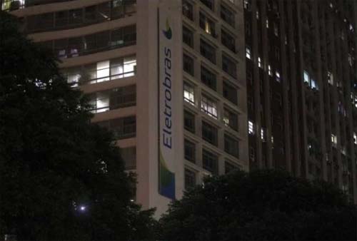 Senado aprova MP para privatização da Eletrobras