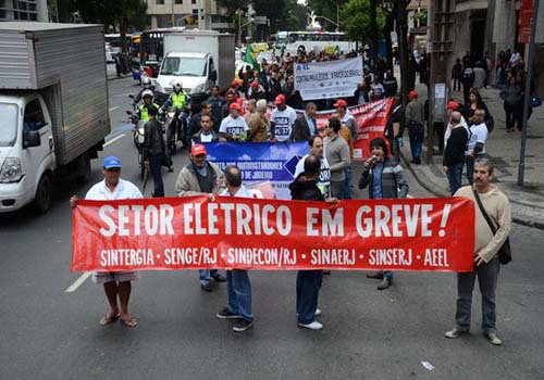 Servidores da Eletrobras deflagram greve por tempo indeterminado