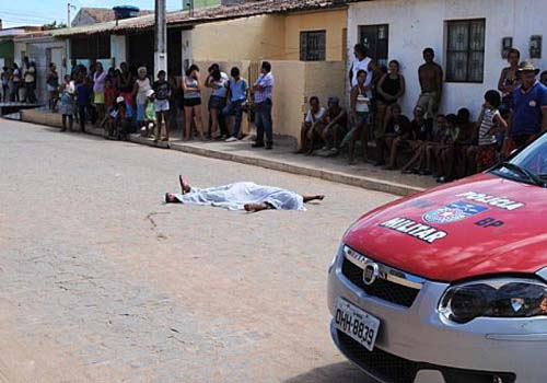 Jovem é assassinado a tiros no Sítio São Jorge