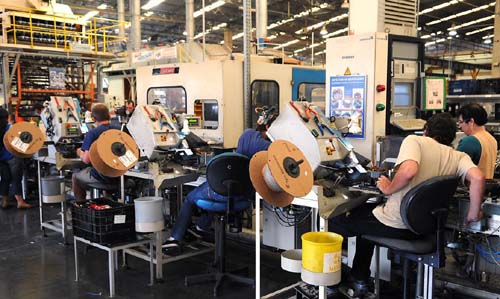 Indicador de incerteza da economia recua pelo sexto mês