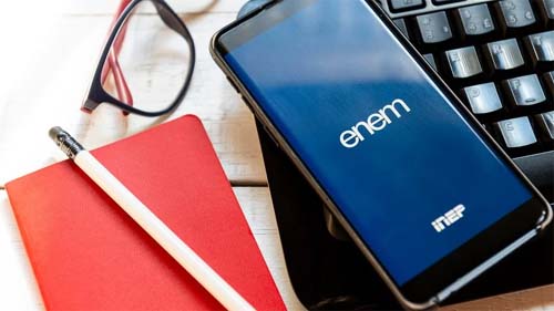 Um terço dos inscritos no Enem faltou às provas