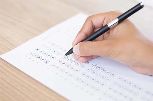 1/3 dos aprovados no Enem dos concursos são negros, indígenas e PCDs