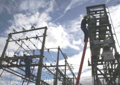 Manutenção na subestação de Penedo deixará 12 municípios sem energia neste domingo