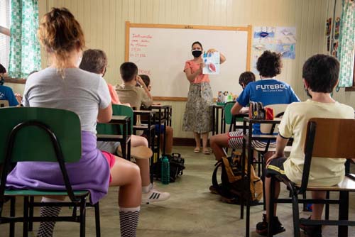 MEC reconhece que ensino híbrido já é realidade no Brasil