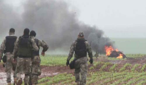 Polícia mata 3 e explode carro-bomba que resgataria chefe do CV no Paraguai