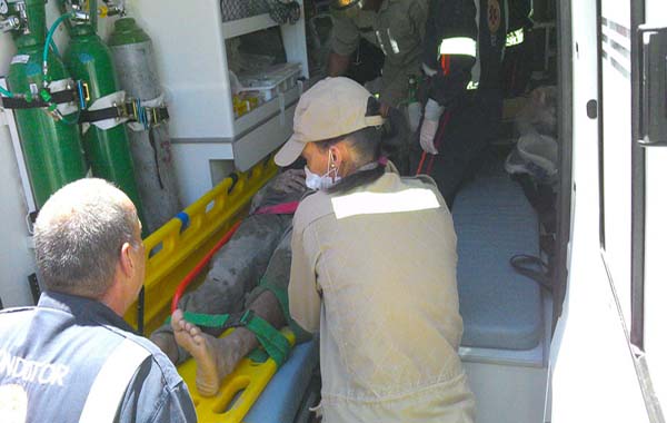 Operário morre após parte de prédio desabar na Ponta Verde