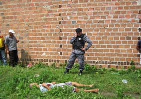 Homens são brutalmente assassinados dentro de residência em Rio Largo 