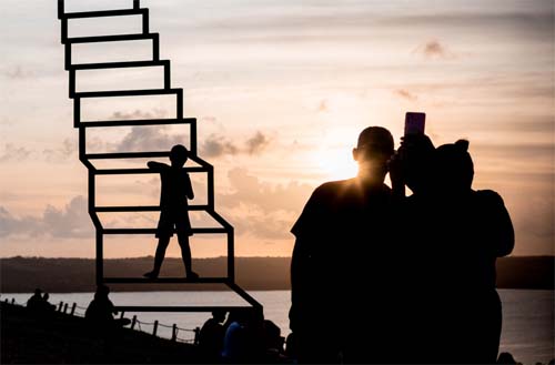 Escada Ilusória: Maceió ganha mais um espaço criativo no Mirante da Santa Amélia
